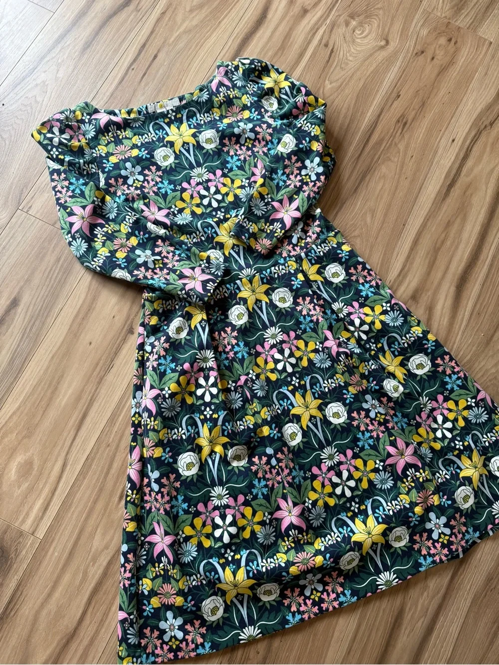 Boden size 4 fit/flare dress - Picture 1 of 1